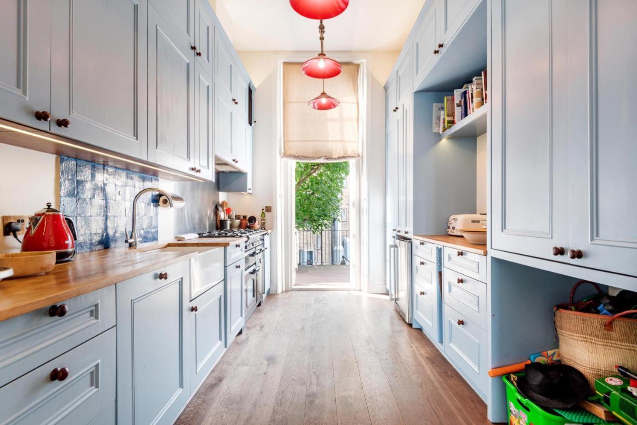 Charming Pimlico Home Close To The River Thames By Underthedoormat Лондон Екстериор снимка