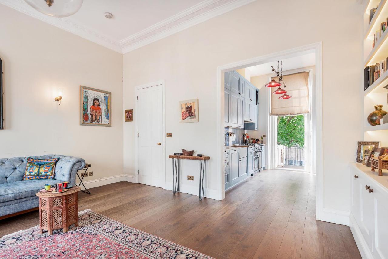 Charming Pimlico Home Close To The River Thames By Underthedoormat Лондон Екстериор снимка